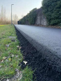 Rand van het fietspad